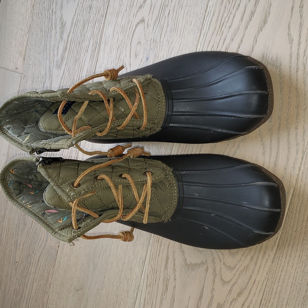 Sperry Leather Saltwater Duck Boots